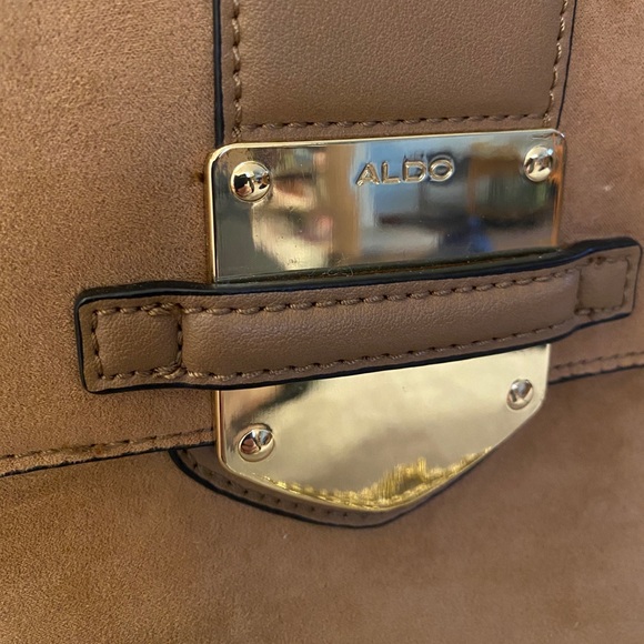 Aldo | Faux Suede Envelope Bag w Gold Chain Strap - Picture 3 of 8